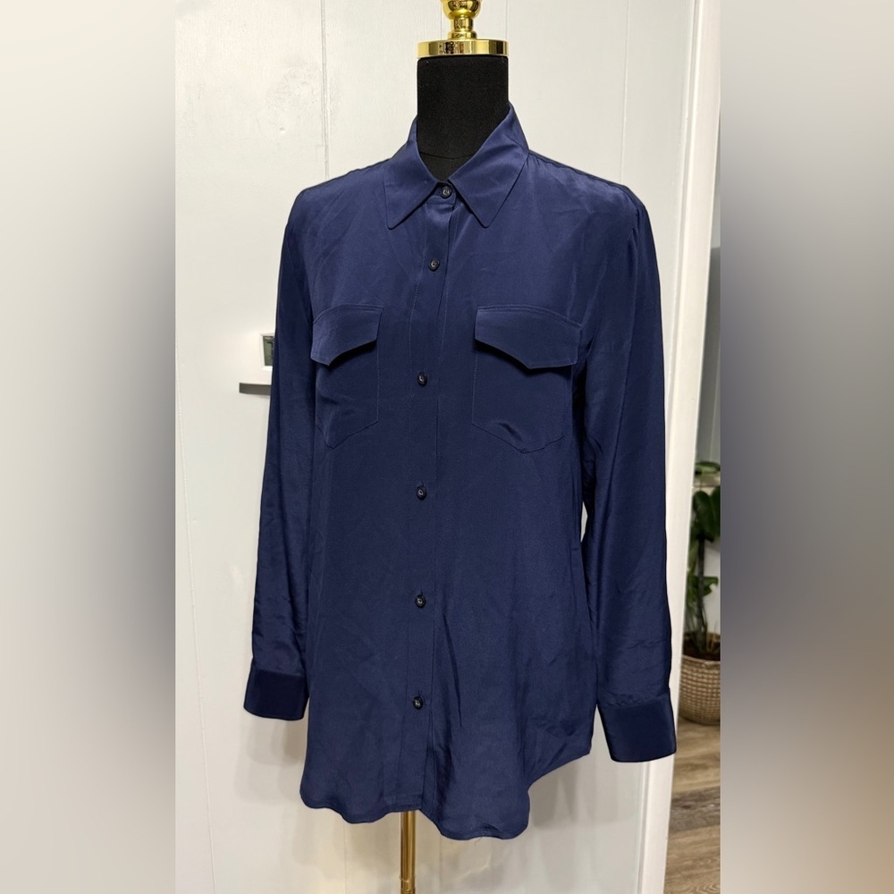 Lilly Pulitzer Navy Silk button down Blouse (shirt) Small